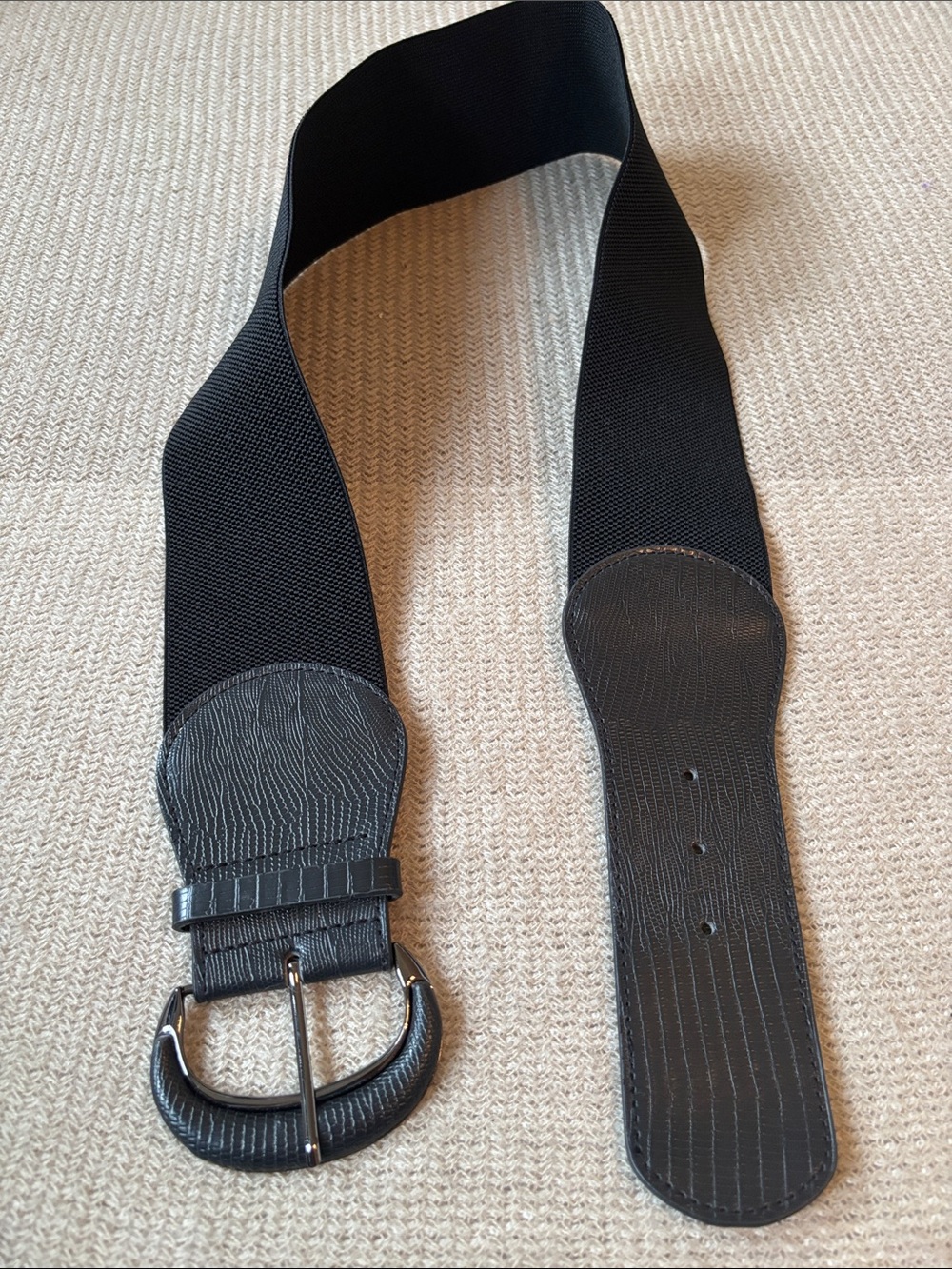 Wide Black Elastic Women's Belt with Textured Trim - Unbranded 33”-35”